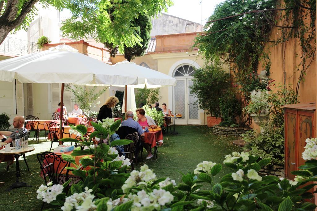 Du Fiacre Carpentras